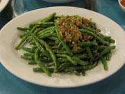 Fried minced meat with peas