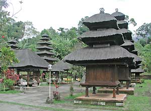 Batukau Temple1