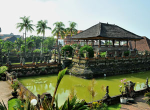Bali sightseeing Semarapura(Kerta Gosa)1