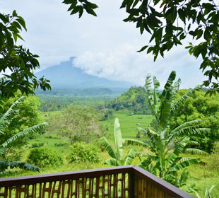 Full of fun with East side of Bali nature!image