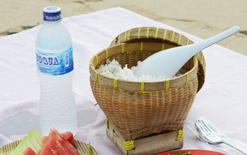 Steamed White Rice, Mineral Water 1 Bottle